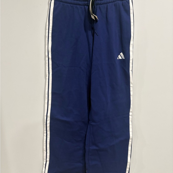 Adidas ESSENTIALS 3-STRIPES OPEN-HEM FLEECE PANTS - Picture 6 of 8